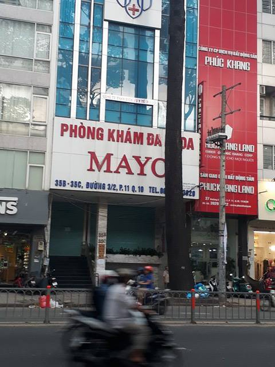 Phòng khám có bác sĩ Trung Quốc: Mập mờ từ chuyên môn đến nhân sự