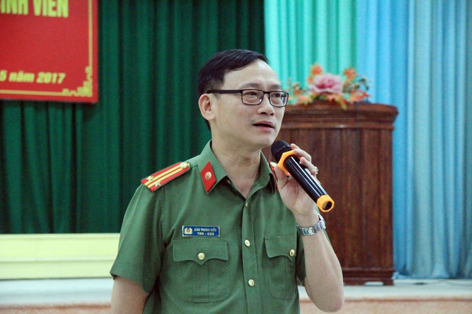 'Là người trẻ đừng hà tiện giấc mơ'