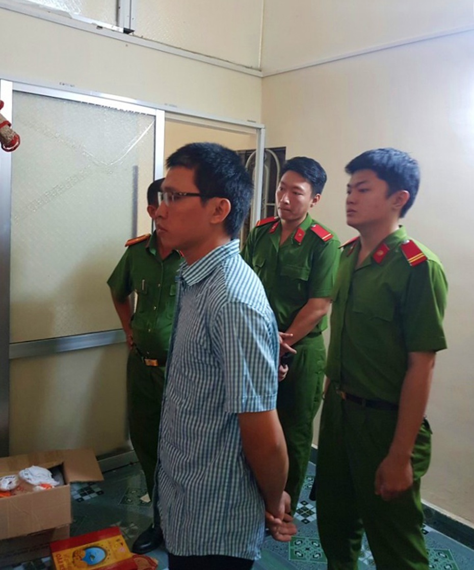 Cựu kiểm sát viên nhận tiền chạy án lĩnh 7 năm tù