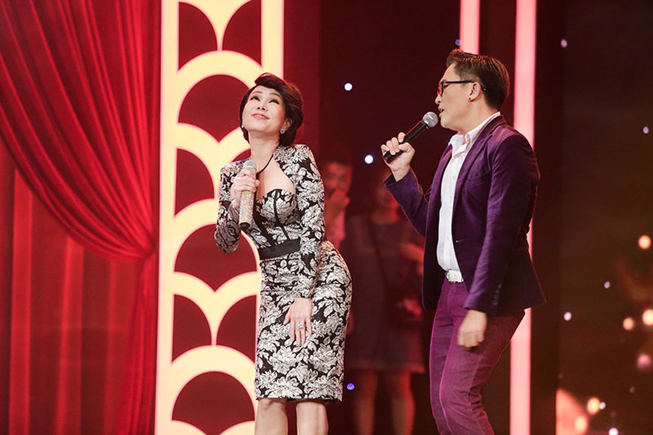 Việt Hương hoá ‘cô bé dỗi hờn’ song ca cùng Đại Nghĩa