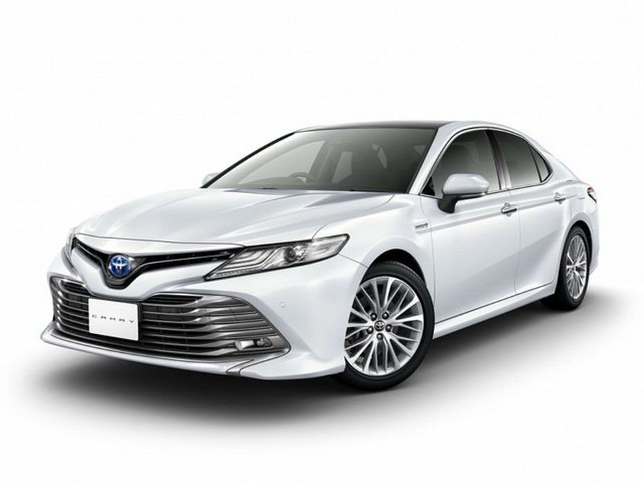 Toyota Camry 2018 tại Nhật Bản chỉ bán duy nhất phiên bản hybrid