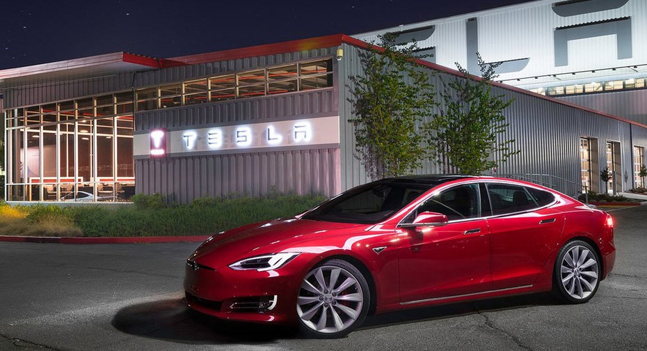 Tesla nâng cấp Model S và Model X