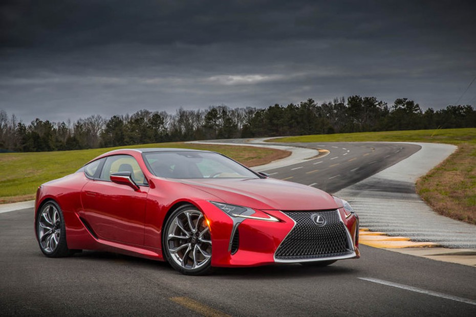 Lexus LC 500 xuất hiện trên đường phố Malaysia, sắp về Việt Nam