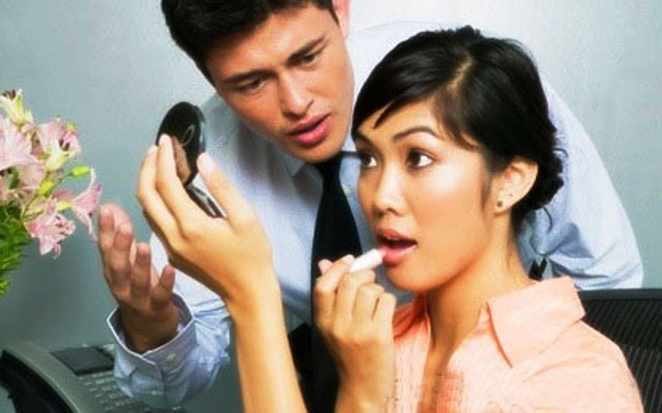 Gã chồng Tào Tháo luôn ám ảnh vợ đang vui vẻ bên nhân tình