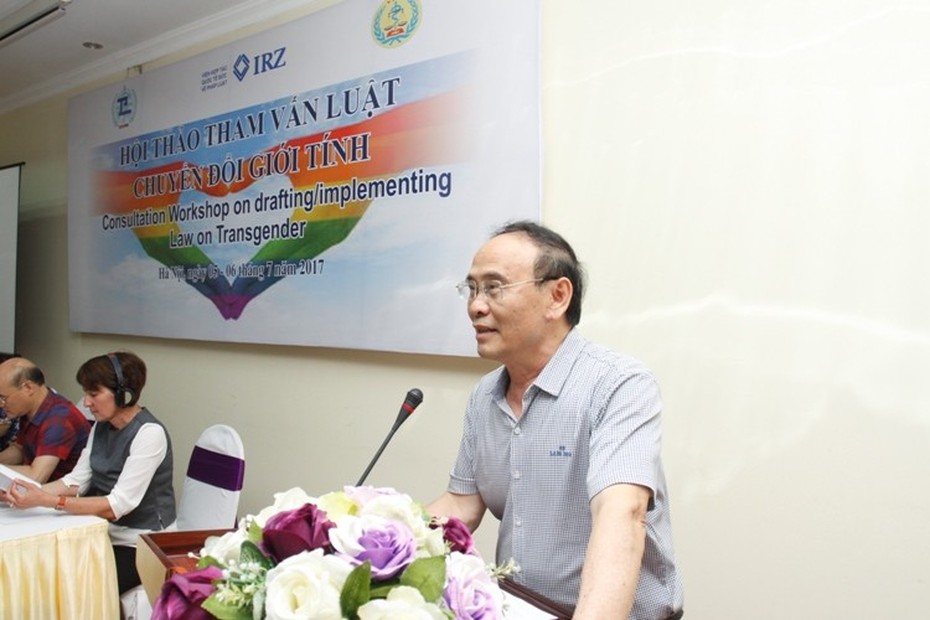Cơ sở pháp lý cho người chuyển đổi giới tính hòa nhập cộng đồng