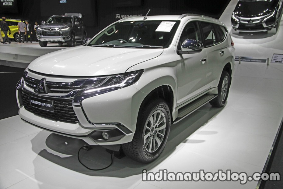 Bản nâng cấp Mitsubishi Pajero Sport liệu'có cửa' với Fortuner 2017?