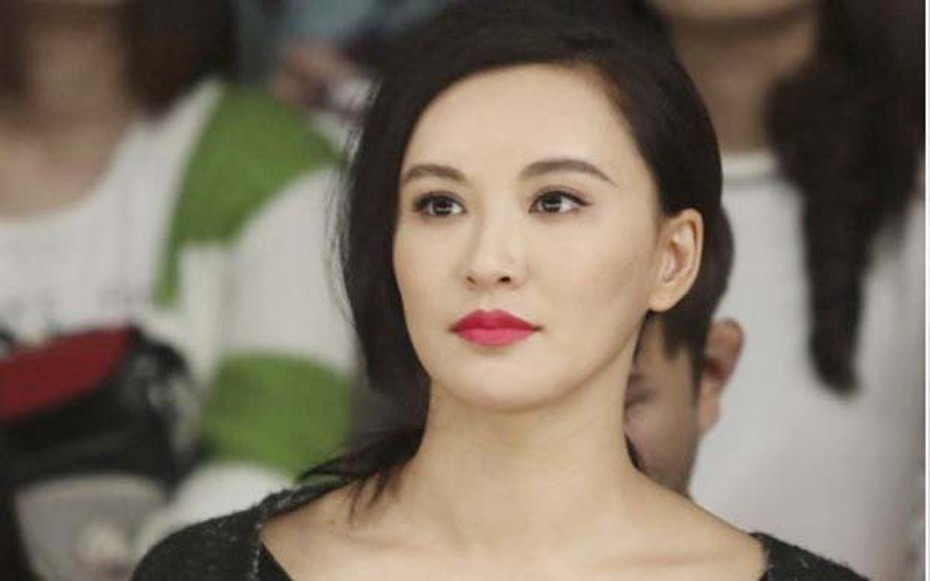 "Nữ diễn viên được khao khát nhất": Táo bạo trên màn ảnh, sở hữu 2 bằng thạc sĩ