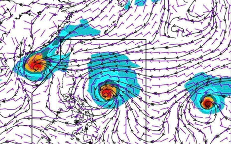 Bão số 8 vừa suy yếu, lại xuất hiện 2 bão Usagi và Man-yi có hướng đi rất phức tạp