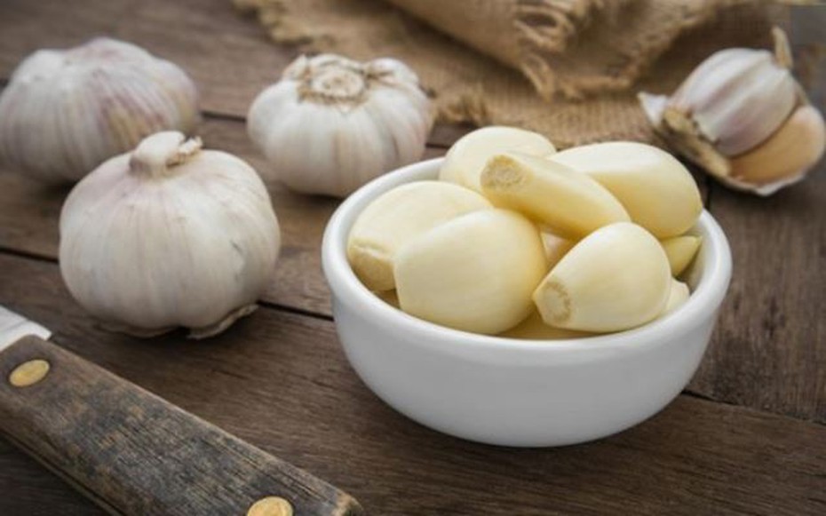Những người nên hạn chế ăn tỏi, biết mà tránh kẻo "rước họa"