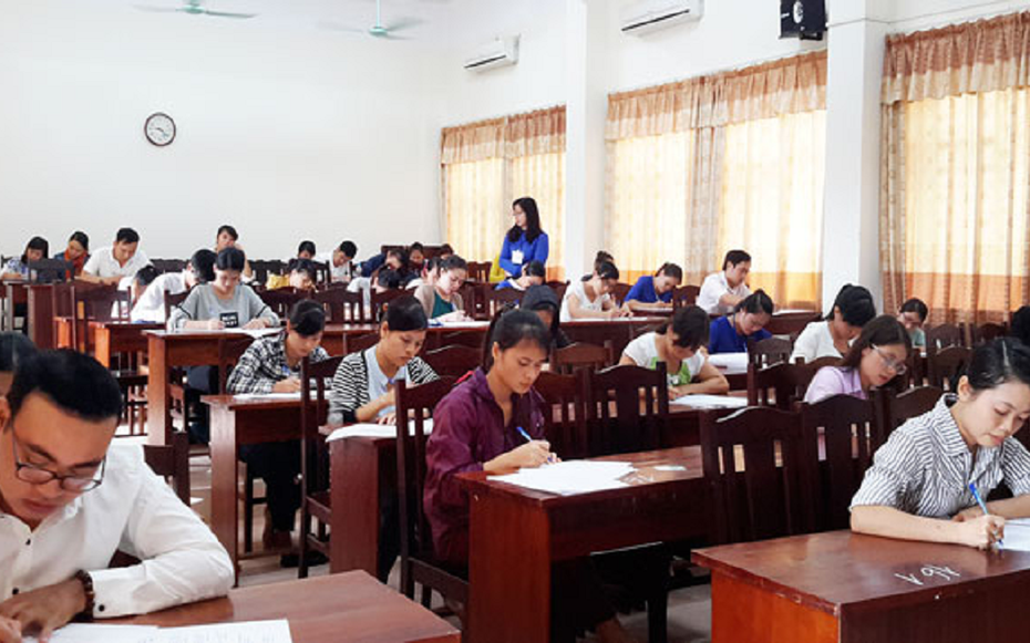 Bản tin 24/7: Đề xuất giảm thủ tục, rút gọn quy trình trong tuyển dụng công chức