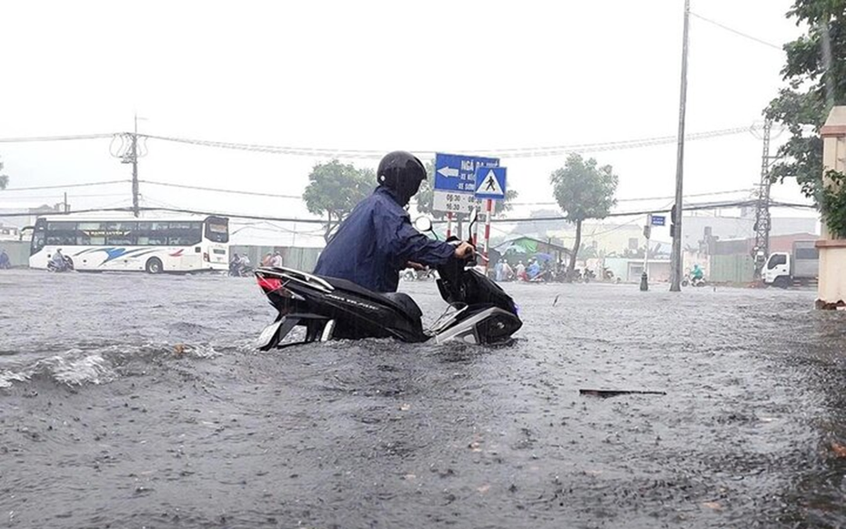 Miền Bắc lại sắp đón trận mưa lớn, sấm động sau những ngày nắng nóng oi bức