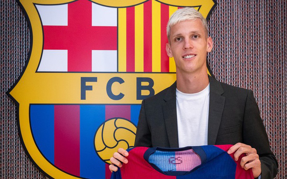 CLB Barcelona thông báo chiêu mộ thành công Dani Olmo