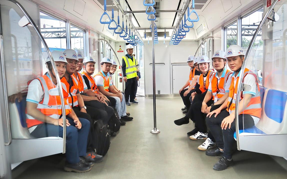 Tp.HCM: Đội ngũ kỹ thuật lái tàu tuyến Metro số 1 sẵn sàng vận hành