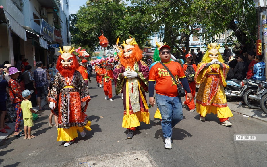 Chiêm ngưỡng vẻ đẹp lễ hội Nghinh ông Quan Thánh Đế quân ở Tp.Phan Thiết