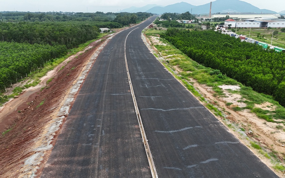 Hiện trạng cao tốc Biên Hoà - Vũng Tàu đoạn thành phần 3 sau hơn 1 năm khởi công