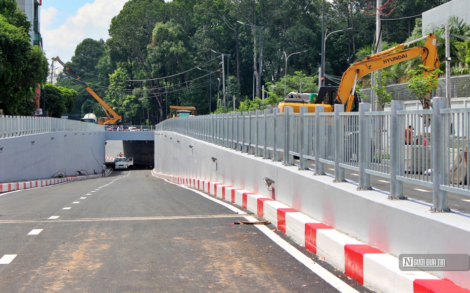 Tp.HCM: Diện mạo hầm chui cửa ngõ sân bay Tân Sơn Nhất sắp thông xe