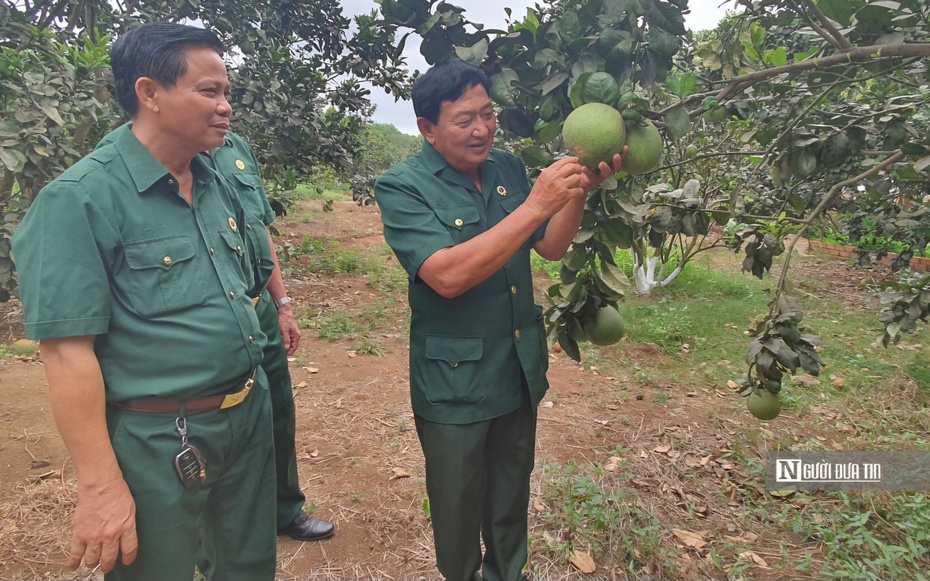 Những người lính quả cảm trên “mặt trận không tiếng súng”