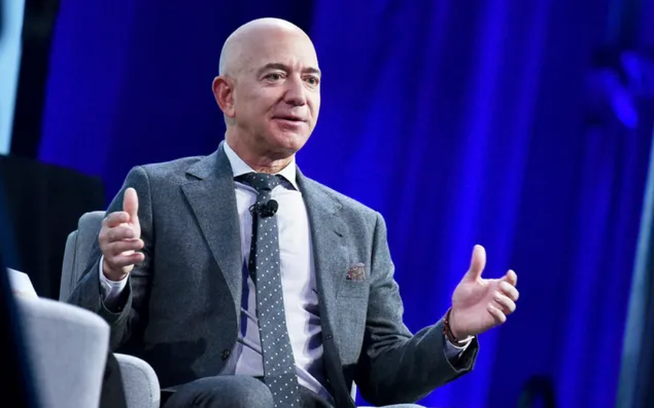 "Bàn cánh cửa", biểu tượng sự tiết kiệm cốt lõi giúp tỷ phú Jeff Bezos trở thành người giàu thứ 2 trên thế giới