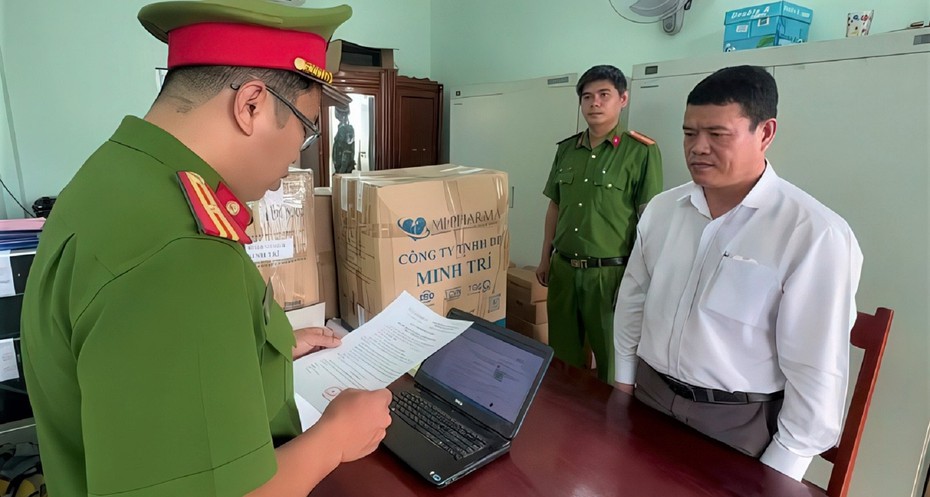 Khởi tố Chủ tịch xã cùng "bộ sậu" vi phạm đấu thầu làm thất thoát hơn 1 tỷ đồng