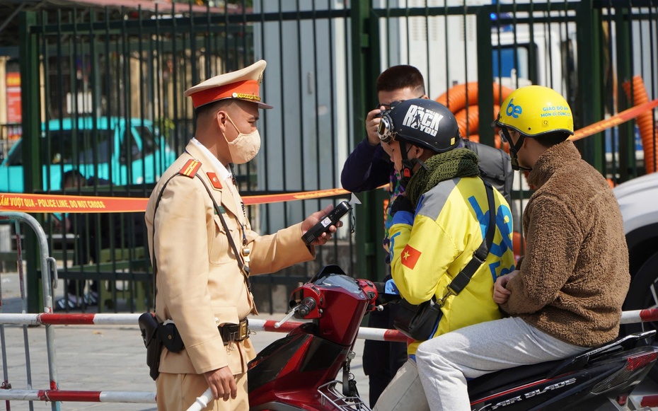 Dừng hàng trăm phương tiện kiểm tra, CSGT không phát hiện vi phạm nồng độ cồn