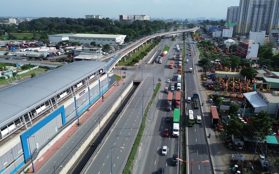 Đề xuất mạng lưới đường sắt xuyên vùng thúc đẩy logistics xanh của Tp.HCM