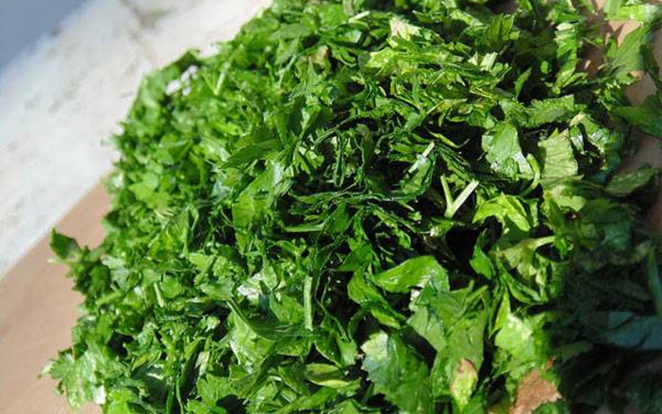 Mỹ đánh giá "rau tốt nhất thế giới", hóa ra là rau quen thuộc giá rẻ ở chợ Việt