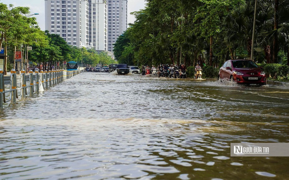 Hà Nội yêu cầu sớm khắc phục tình trạng ngập úng