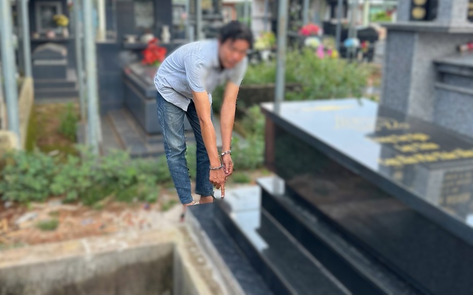 Người đàn ông khai lý do đập phá mộ tại nghĩa trang