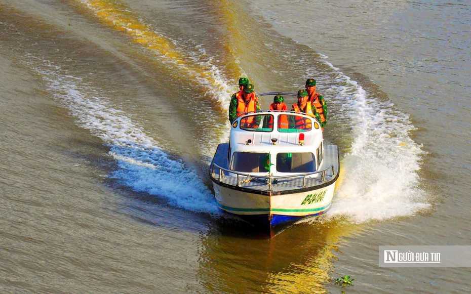 Biên giới Tây Ninh “nóng” lên cùng giá vàng