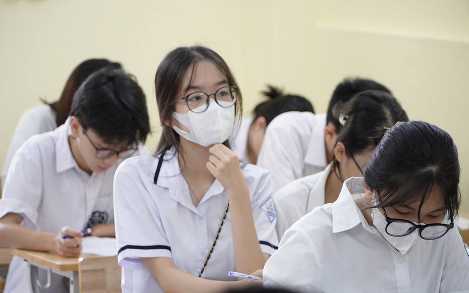 Bản tin 27/10: Hà Nội dự kiến mức hỗ trợ học phí cho học sinh trường tư thục