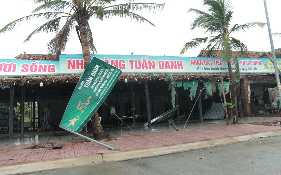 Chật vật khắc phục hậu quả, du lịch biển Hà Tĩnh vẫn chưa thể “hồi sinh”