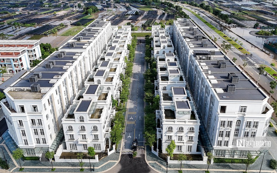 Hà Nội: Loạt biệt thự, shophouse xây xong vắng bóng người ở