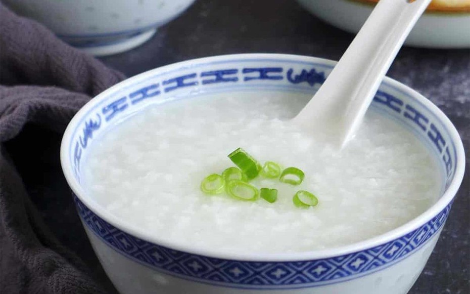 Ăn cháo mỗi ngày, cụ bà ngoài 70 tuổi sốc nặng khi kiểm tra sức khoẻ