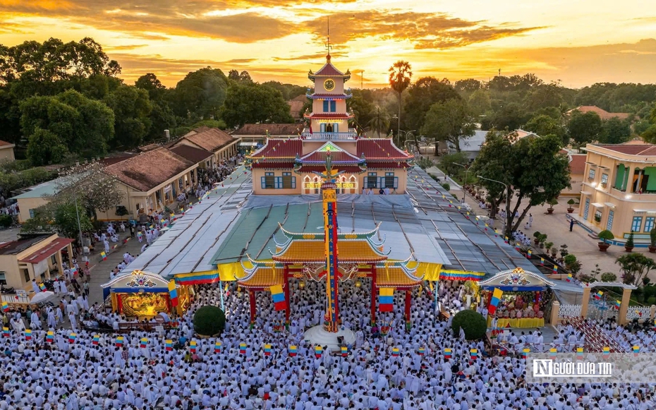Biển người hành hương về Tây Ninh trong mùa Đại lễ Hội yến Diêu Trì Cung