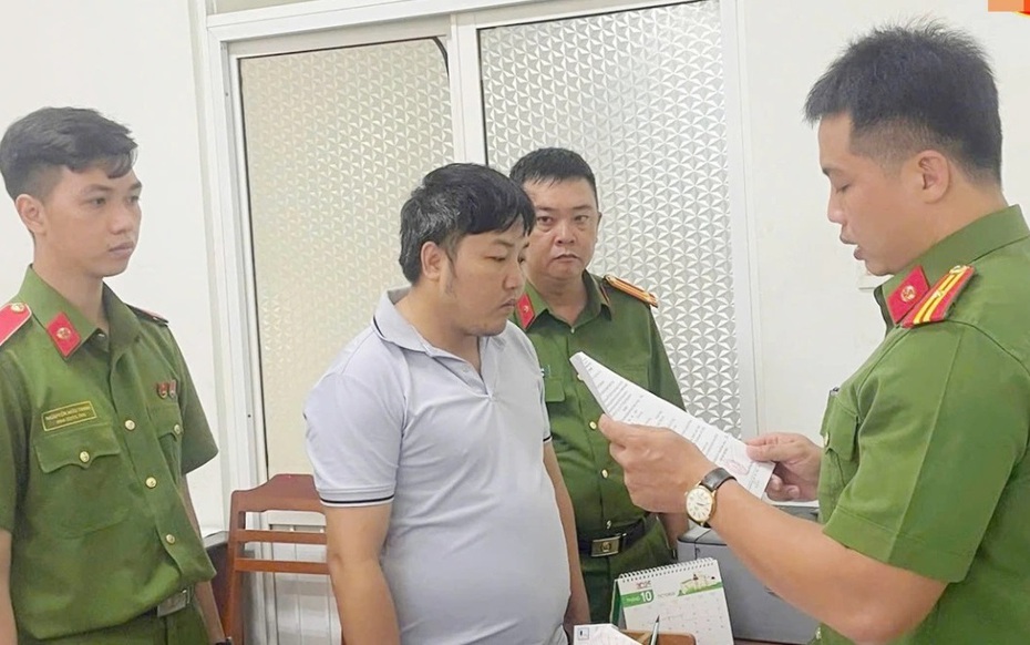 Bắt đối tượng tham ô tài sản để trả nợ và đầu tư tiền ảo
