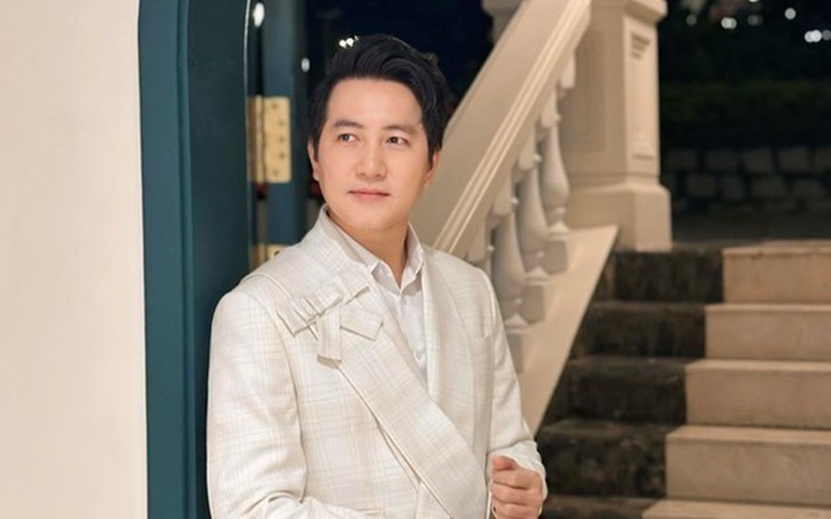 "Nam thần vạn người mê" và nỗi niềm trăn trở ở tuổi 48