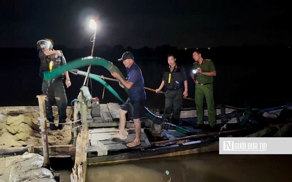 Quảng Ngãi: Nhu cầu xây dựng tăng cao, "cát tặc" lộng hành trên sông Trà Khúc