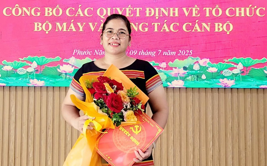 Nữ Chủ tịch Mặt trận Tổ quốc xã người Ca Dong và phong trào “Vì an ninh Tổ quốc”, kết nối yêu thương