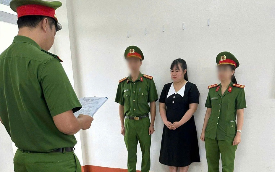 Bắt người phụ nữ nhận làm hồ sơ chuyển nhượng rồi chiếm đoạt hàng loạt lô đất