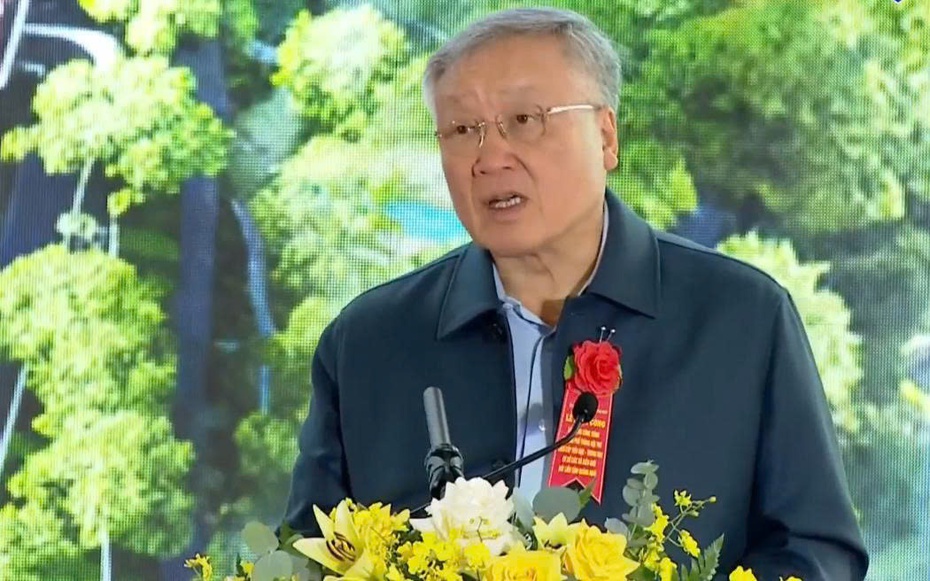 Phó Thủ tướng Thường trực Nguyễn Hòa Bình dự khởi công xây dựng trường miền biên giới Quảng Ngãi