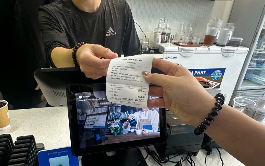 Nới quy định lập hóa đơn điện tử, xăng sinh học E10 sẽ bán toàn quốc từ tháng 6/2026