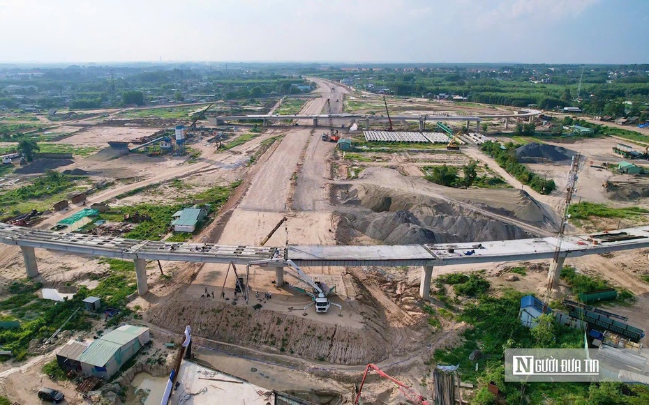 Phó Thủ tướng chỉ đạo “gỡ nút thắt” cao tốc trọng điểm Bến Lức – Long Thành và Biên Hòa – Vũng Tàu