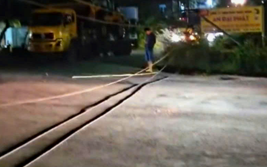 Dây cáp đứt gây chết người: Ai chịu trách nhiệm trên những tuyến đường đầy “mạng nhện cáp”?