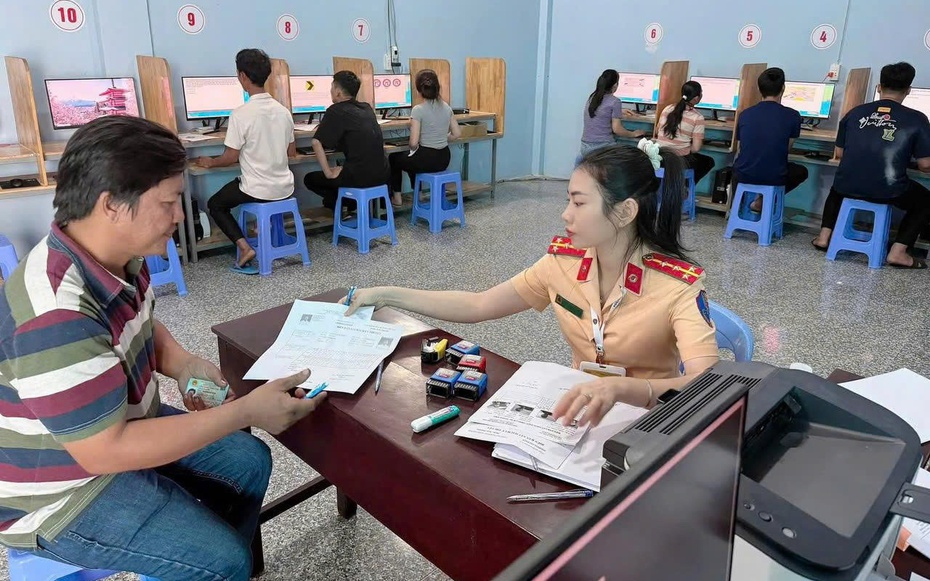Chỉ cấp giấy phép lái xe điện tử, giảm thời gian cấp đổi