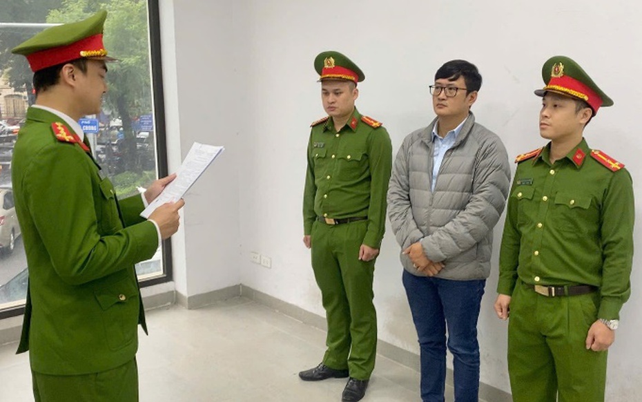 Khởi tố 14 người trong vụ tranh chấp vị trí đỗ xe ô tô giữa chủ đầu tư và ban quản trị tòa nhà