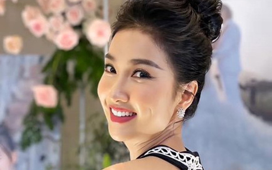 "Nữ hoàng phim xưa": Tuổi 41 trẻ đẹp, yêu bạn trai kém 10 tuổi