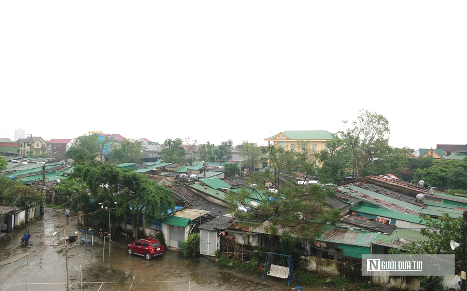 Nghệ An: Hàng chục hộ dân sống bất an trong khu tập thể cũ nát gần nửa thế kỷ