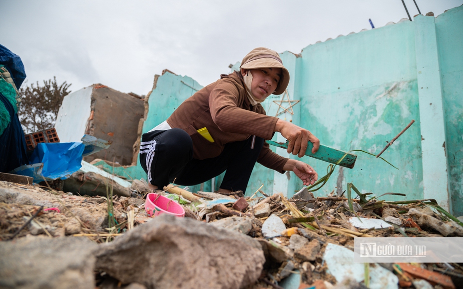 Ước mơ nhỏ nhoi sau bão: “Em chỉ mong có nhà, có sách vở để đi học”