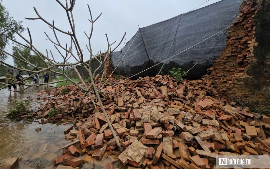 VIDEO: Nhiều hạng mục di tích cổ ở Huế hư hại do ngập lụt kéo dài