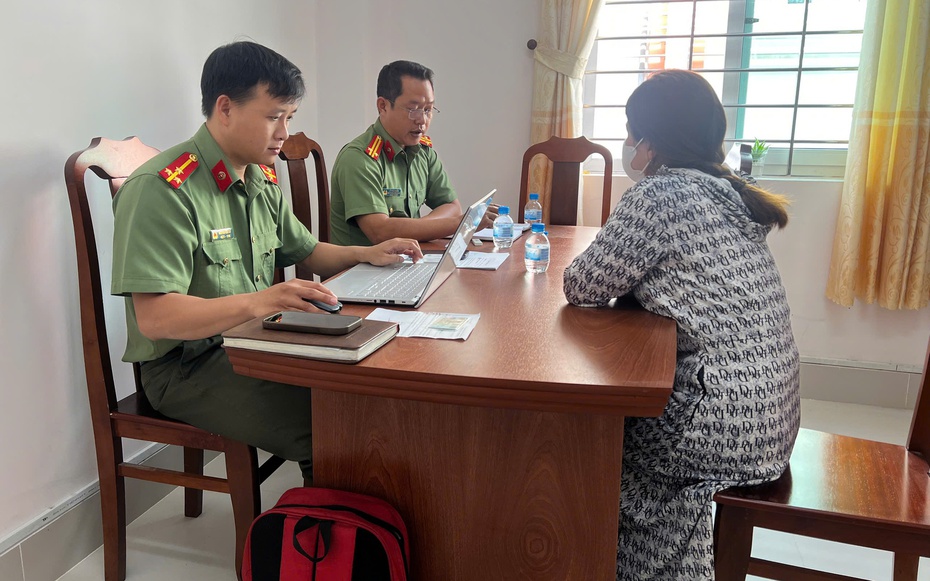 Đăng tin xuyên tạc hỗ trợ miền Trung, một phụ nữ nhận kết đắng